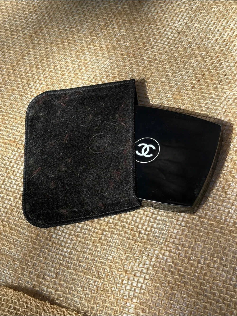 CHANEL Aqualumieres Eyeshadow/Lip Palette — Pink, Purple, Rose & Champagne